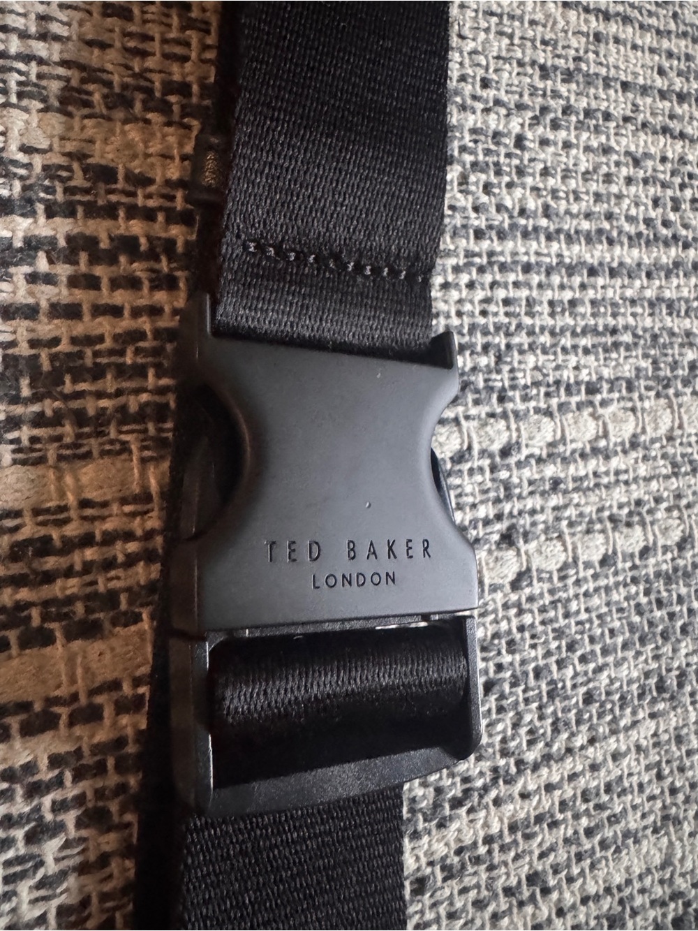 Ted Baker London Black Men’s Crossbody/Shoulder Bag Strap 33 in long